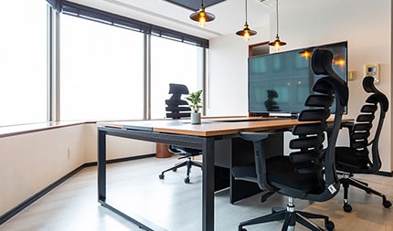 執務室・ワークスペースの照明